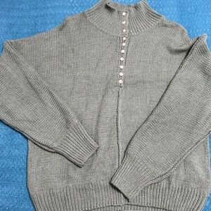 Women’s Dark Sage Long Sleeve Sweater with Faux Pearls

Size L